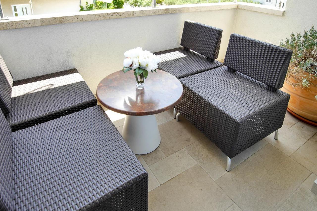 Apartments Milan Makarska Exterior photo
