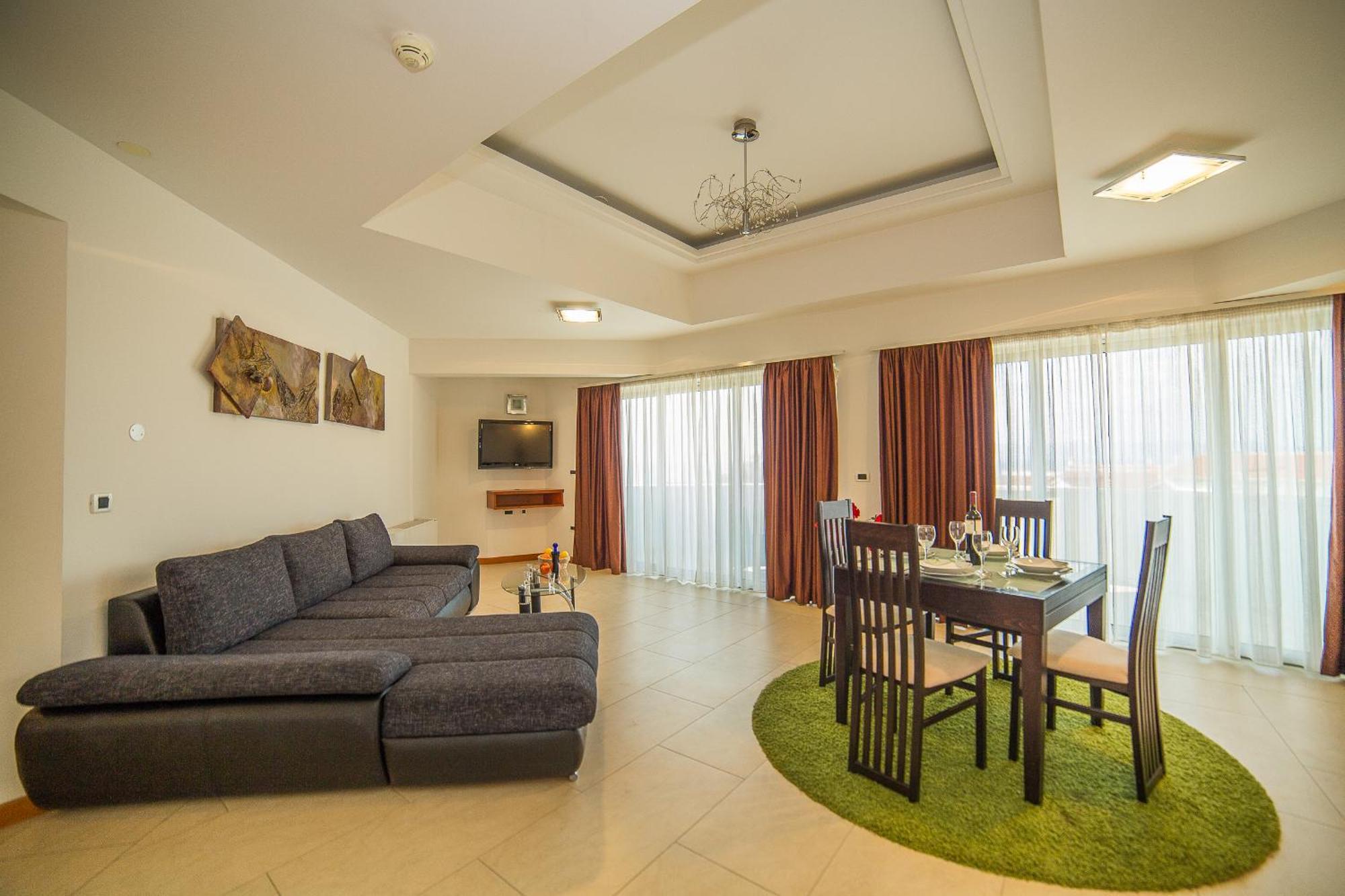 Apartments Milan Makarska Room photo