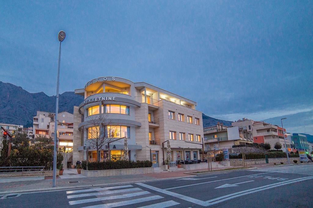 Apartments Milan Makarska Exterior photo